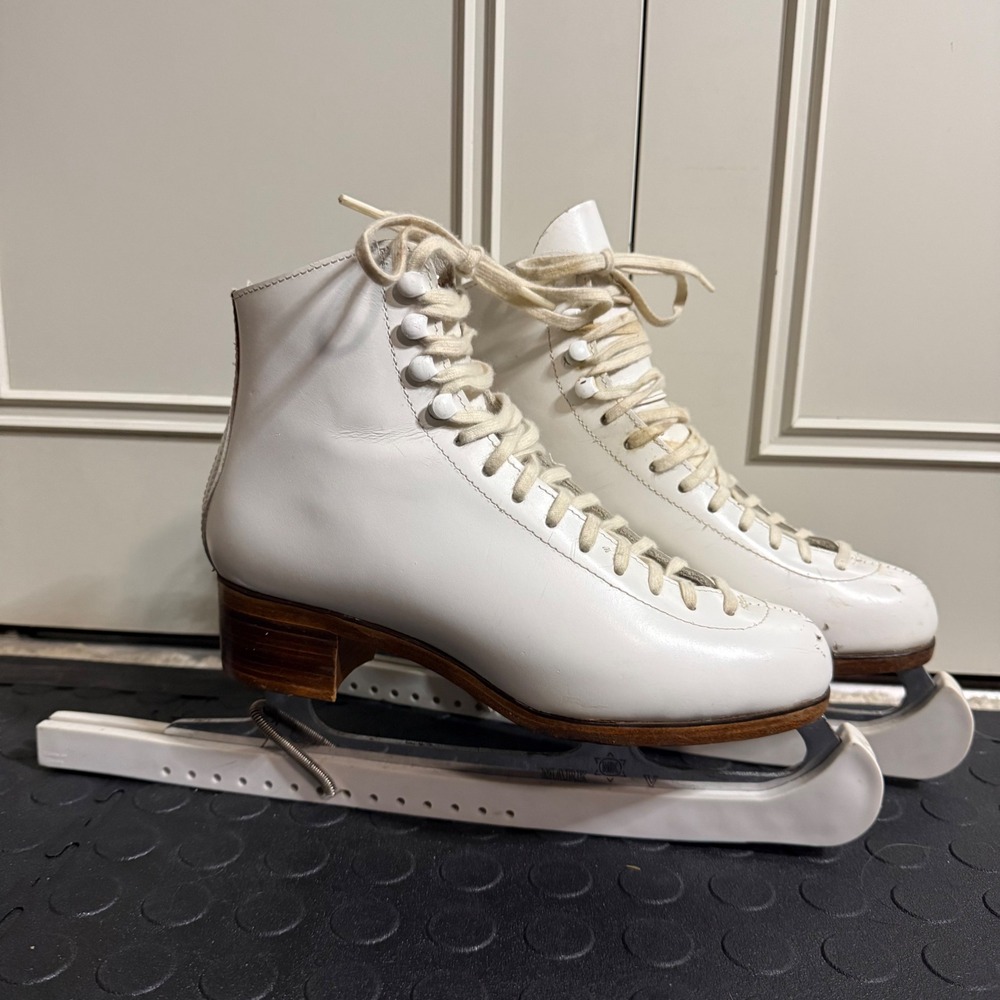 Don Jackson Vintage White Leather Figure Skates MK Mark IV Blades Made in Czech